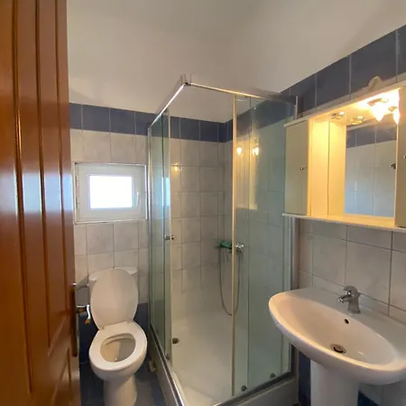 Villa Alex Tavronitis (Crete)