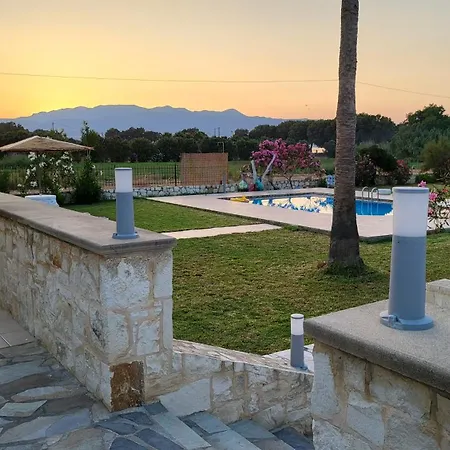 Villa Alex Tavronitis (Crete)